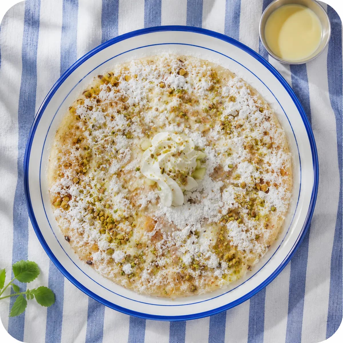 Feteer with cream milk and sugar - فطير بالكستتر