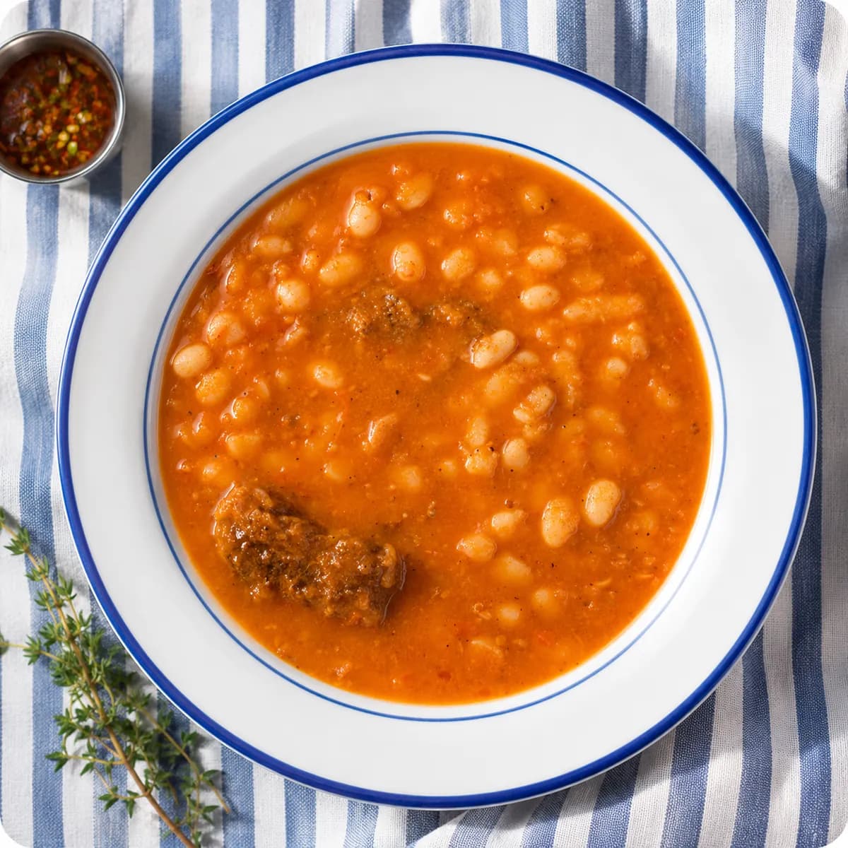 White bean with meat